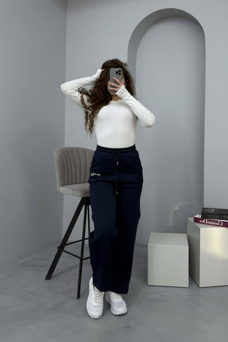 LITTLE WRITTINGS FLUFFY WOMEN SWEATPANTS DARK BLUE/BEE - KLAUDIO FASHION