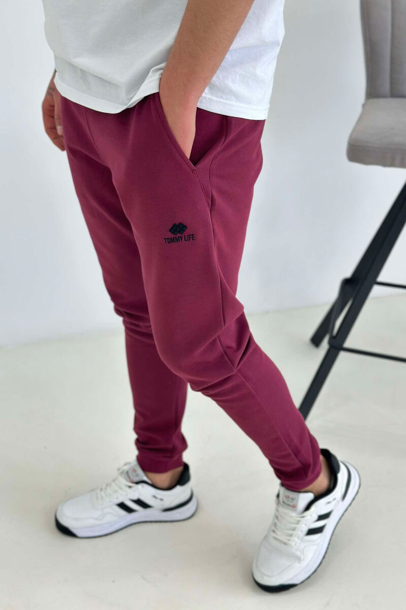 LITTLE WRITTINGS MEN SWEATPANTS BURGUNDY/VISHNJE - 2