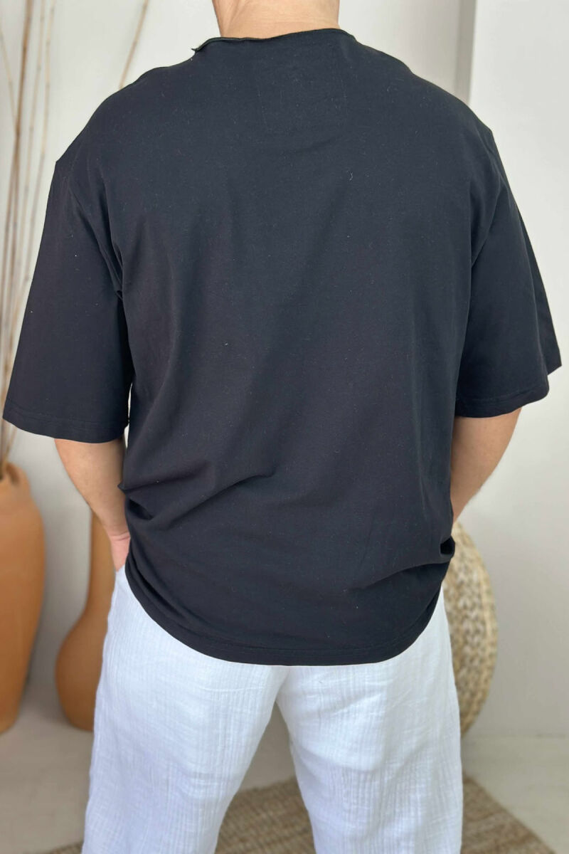 LITTLE WRITTNGS ONE COLOR MEN T-SHIRT BLACK/ E ZEZE - 3