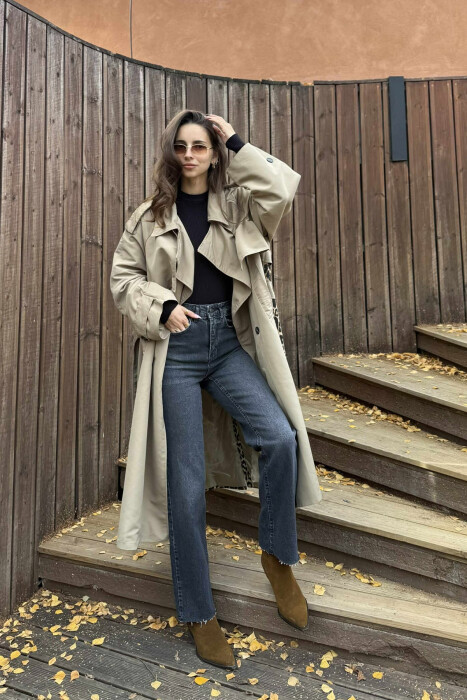 LONG BACK LEO DESIGN WOMEN TRENCH COAT DARK BEIGE/BEZHE ERRET - KLAUDIO FASHION