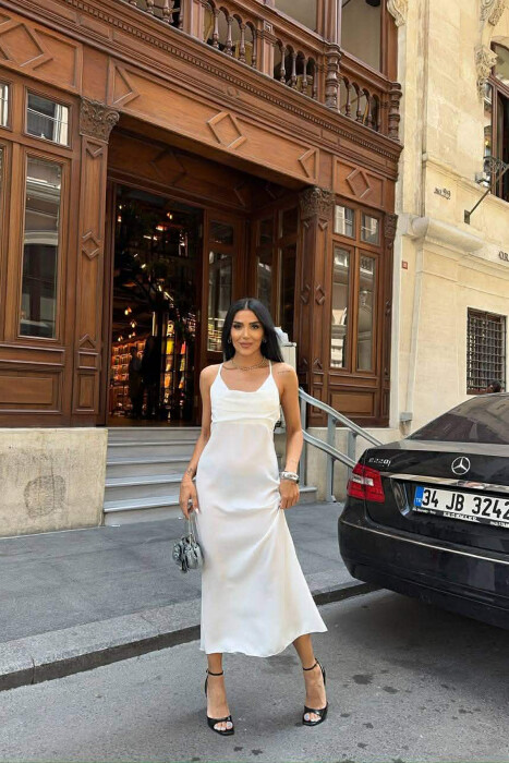 FUSTAN I GJATE ME PJESEN PAS TE HAPUR PER FEMRA NE NGJYRE TE BARDHE - KLAUDIO FASHION