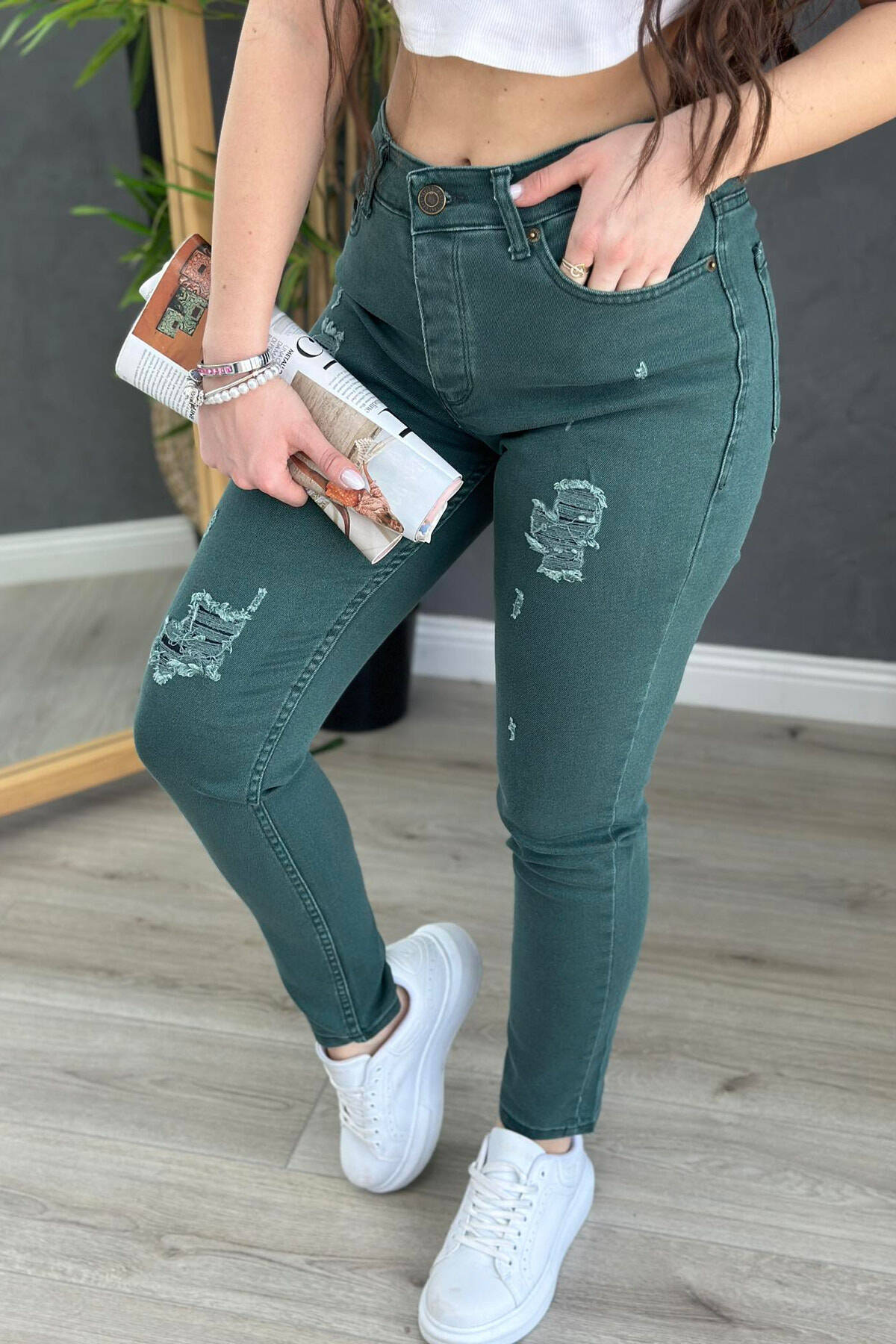 LOW RISE ONE COLOR WOMAN DENIM JEANS GREEN/JESHILE JEANS KLAUDIO