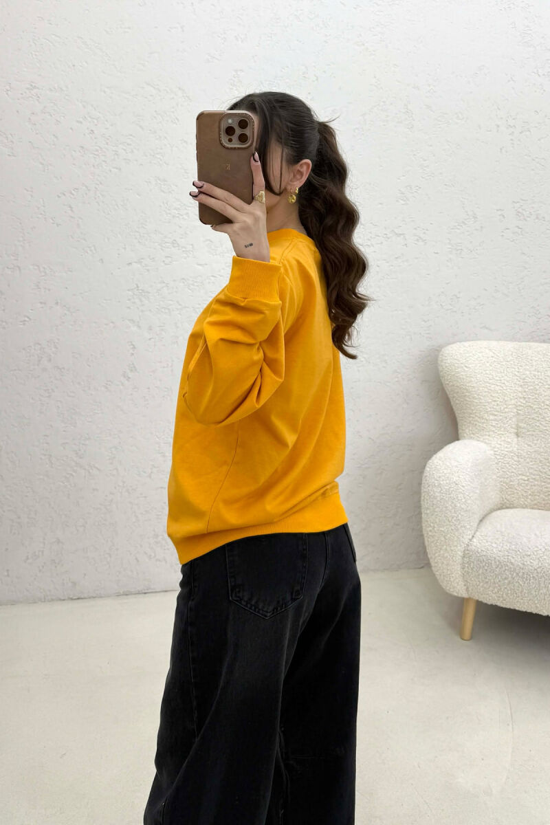 MINIMALIST FRONT WRITTINGS WOMAN SWEATSHIRT MUSTARD/MUSTARDE - 4