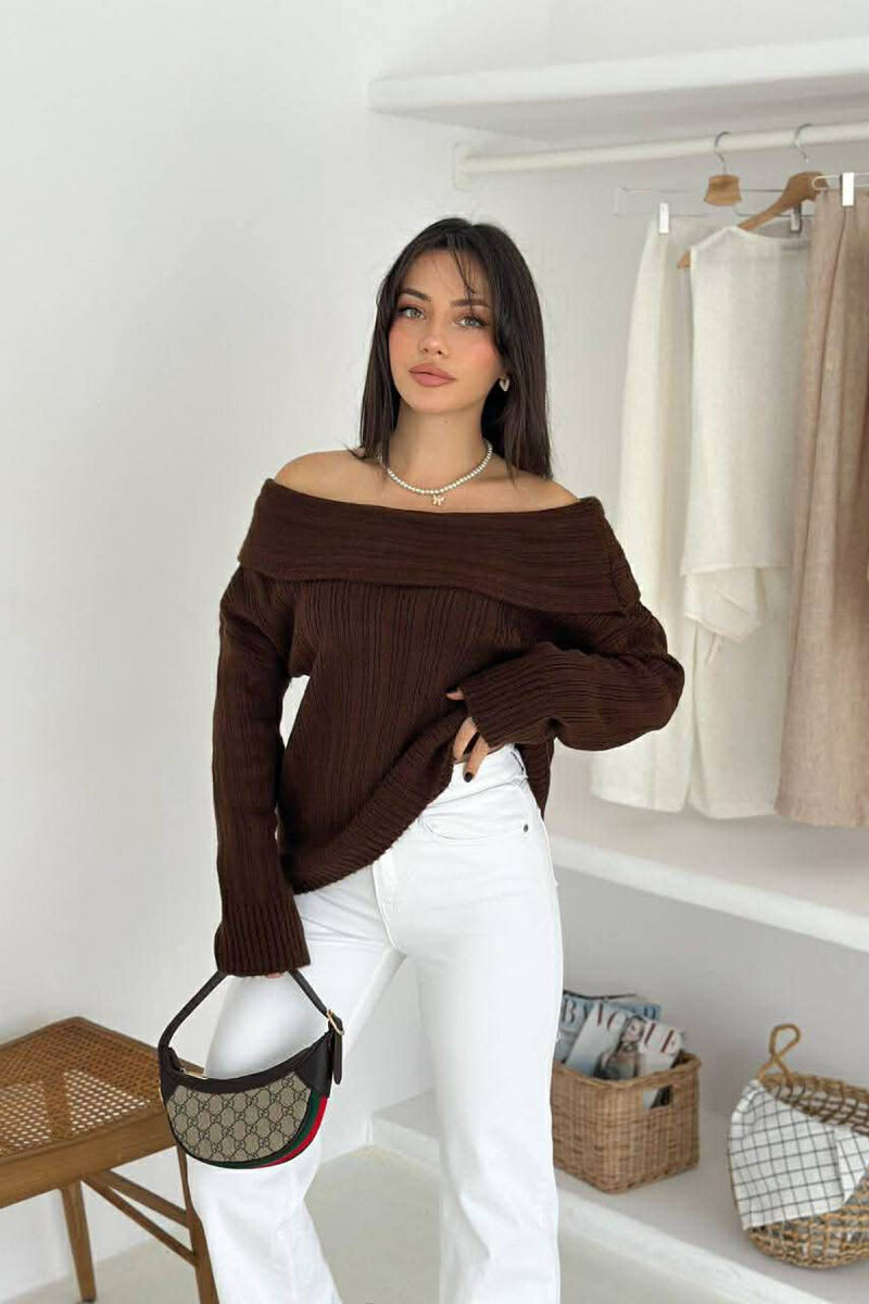 OFF SHOULDERS ONE COLOR WOMEN SWEATER BROWN/KAFE - 4
