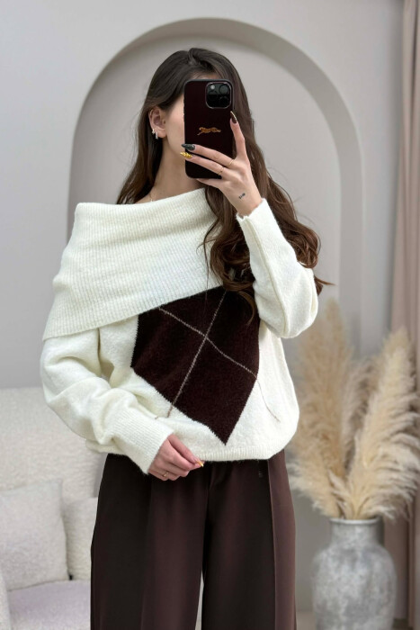 OFF SHOULDERS RHOMBUS DESIGN WOMEN SWEATER CREAM/KREM - 2