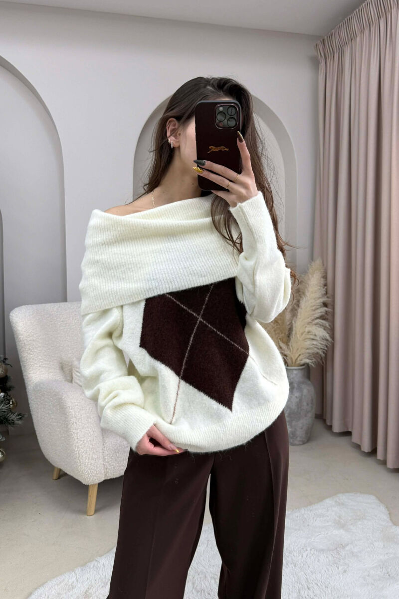 OFF SHOULDERS RHOMBUS DESIGN WOMEN SWEATER CREAM/KREM - 3