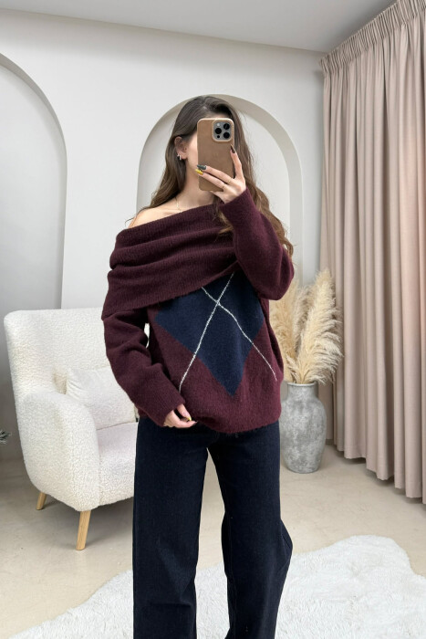 OFF SHOULDERS RHOMBUS DESIGN WOMEN SWEATER DARK BURGUNDY/VISHNJE E ERRET - 1