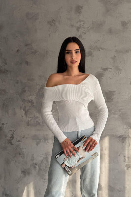 ONE COLOE WOMAN SWEATER WHITE-E BARDHE 