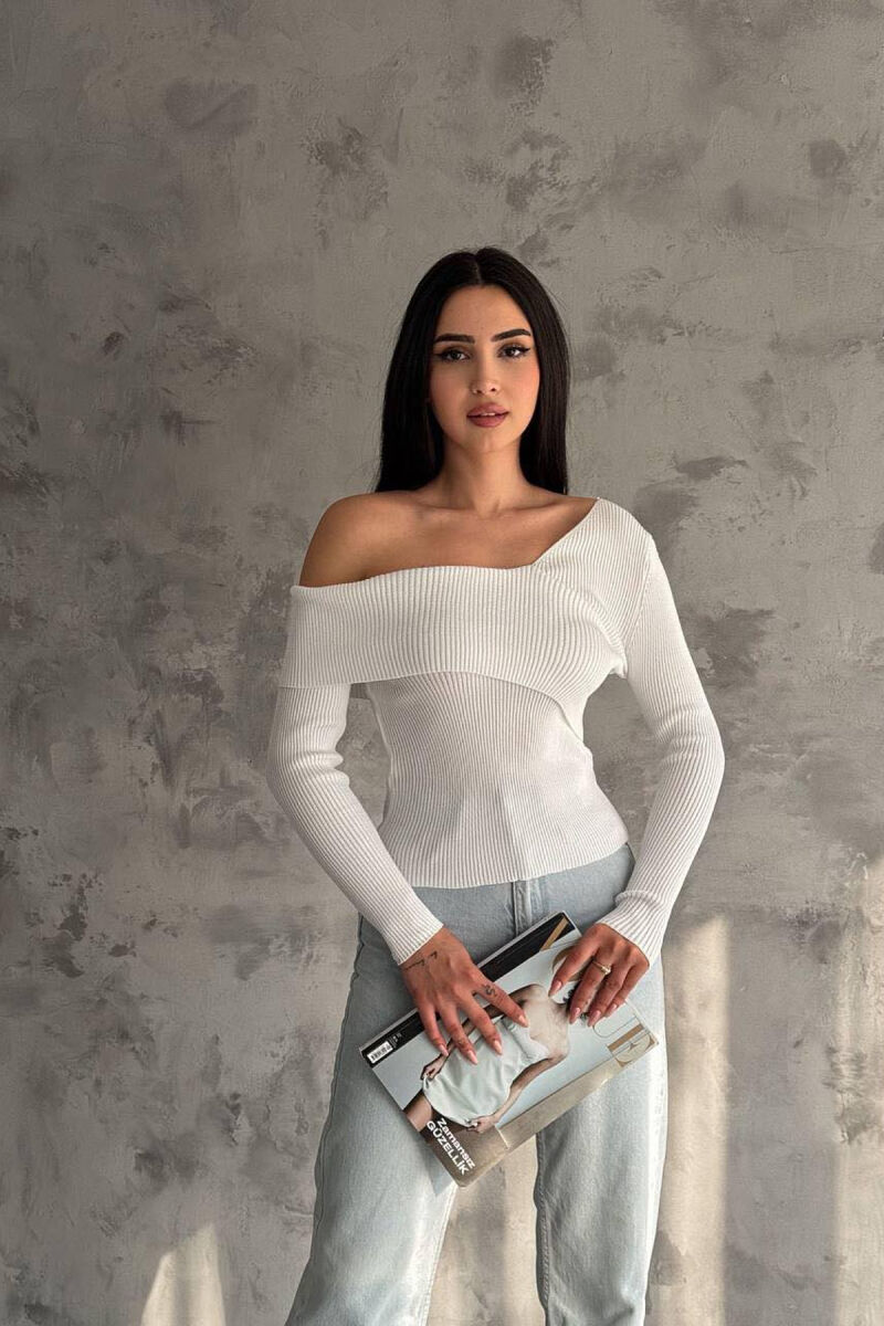 ONE COLOE WOMAN SWEATER WHITE-E BARDHE - 2