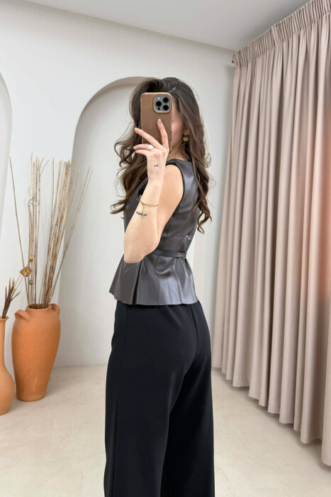 ONE COLOR BELTED LEATHER WOMEN VEST DARK BROWN/KAE - 4