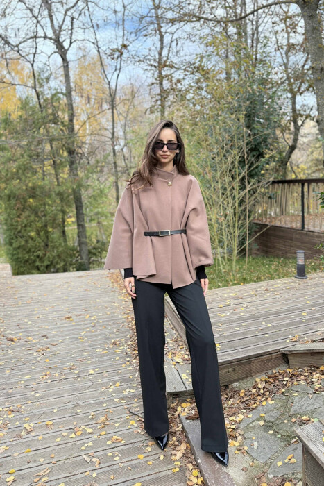 ONE COLOR BELTED WOMEN CAPE COAT BROWN/KAFE - KLAUDIO FASHION