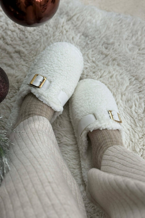 ONE COLOR BUCKLE DETAIL TEDDY WOMAN SLIPPERS WHITE-E BARDHE - 5