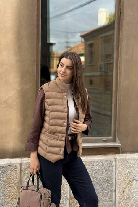 ONE COLOR BUTTON UP CHAMOIS PUFFER WOMEN VEST WITH POCKETS BEIGE/BEZHE - 3