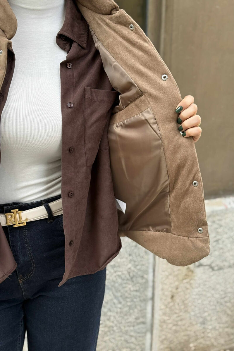 ONE COLOR BUTTON UP CHAMOIS PUFFER WOMEN VEST WITH POCKETS BEIGE/BEZHE - 5