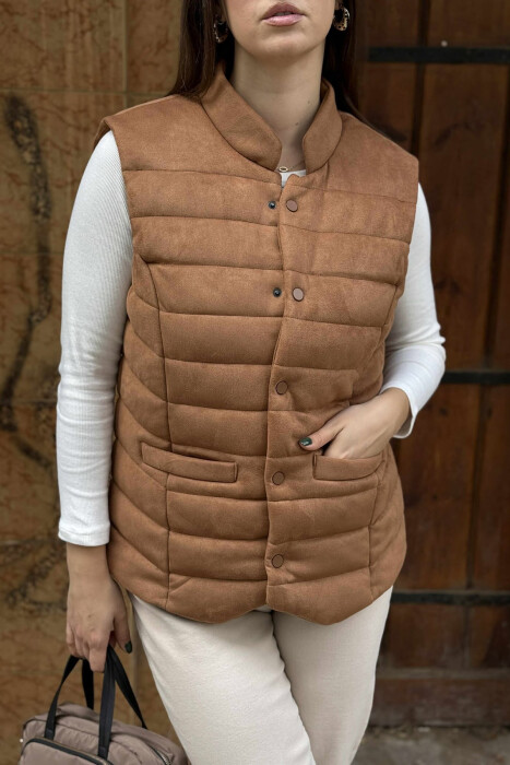ONE COLOR BUTTON UP CHAMOIS PUFFER WOMEN VEST WITH POCKETS BROWN/KAFE - KLAUDIO FASHION