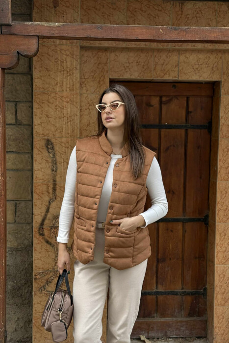 ONE COLOR BUTTON UP CHAMOIS PUFFER WOMEN VEST WITH POCKETS BROWN/KAFE - 3