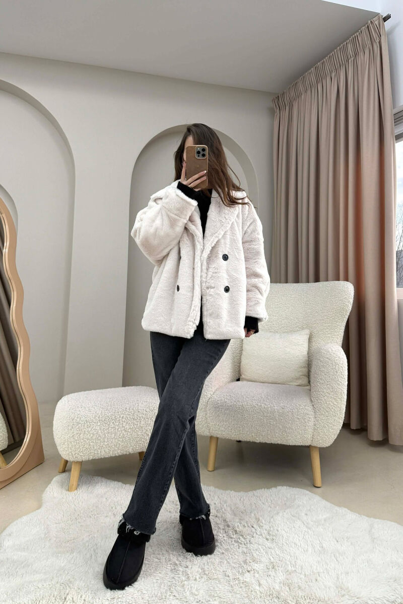 ONE COLOR BUTTONED FAUX FUR SHORT WOMAN COAT CREAM/KREM - 4