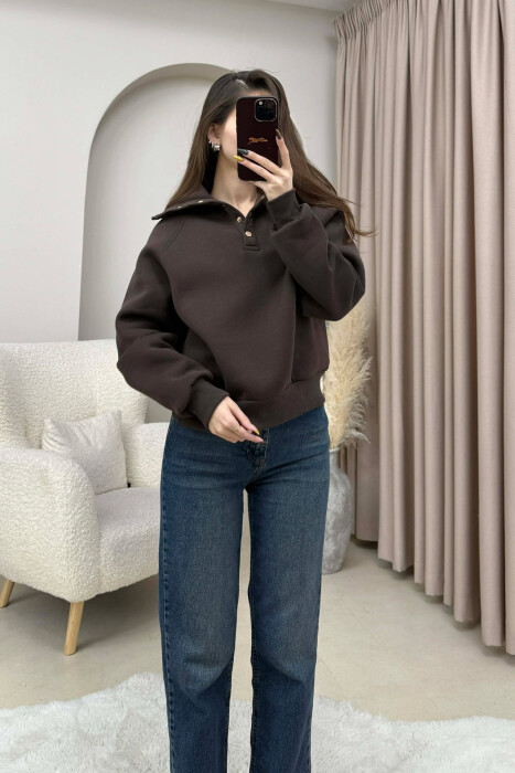 ONE COLOR BUTTONED FLUFFY WOMEN SWEATSHIRT BROWN/KAFE - KLAUDIO FASHION