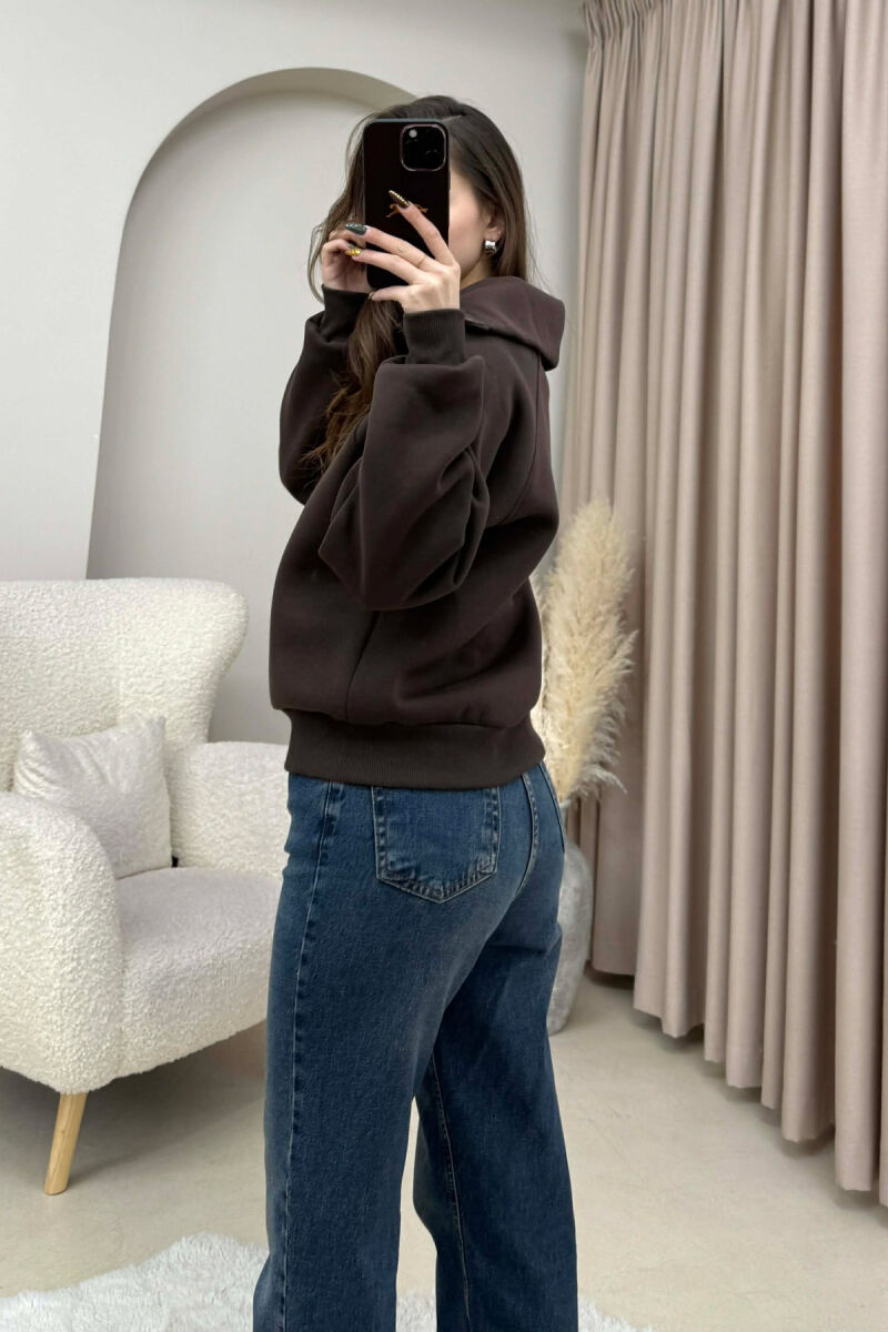 ONE COLOR BUTTONED FLUFFY WOMEN SWEATSHIRT BROWN/KAFE - 2