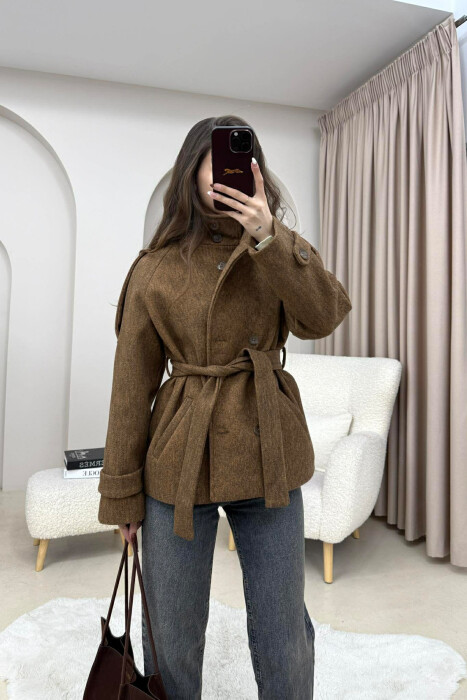 ONE COLOR BUTTONED WOMAN COAT WITH BELT BROWN/KAFE 