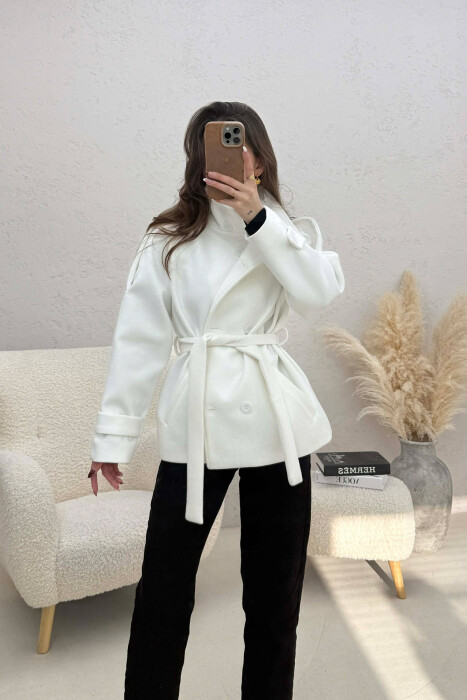 ONE COLOR BUTTONED WOMAN COAT WITH BELT WHITE-E BARDHE 