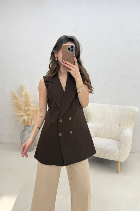 ONE COLOR BUTTONED WOMAN VEST BROWN/KAFE - 3