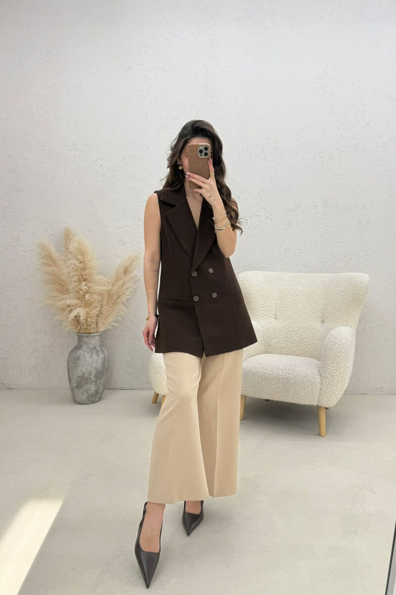 ONE COLOR BUTTONED WOMAN VEST BROWN/KAFE - 4