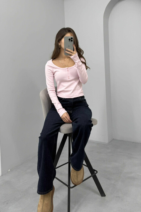 ONE COLOR BUTTONED WOMEN SWEATSHIRT BABY PINK/ROZB - 1