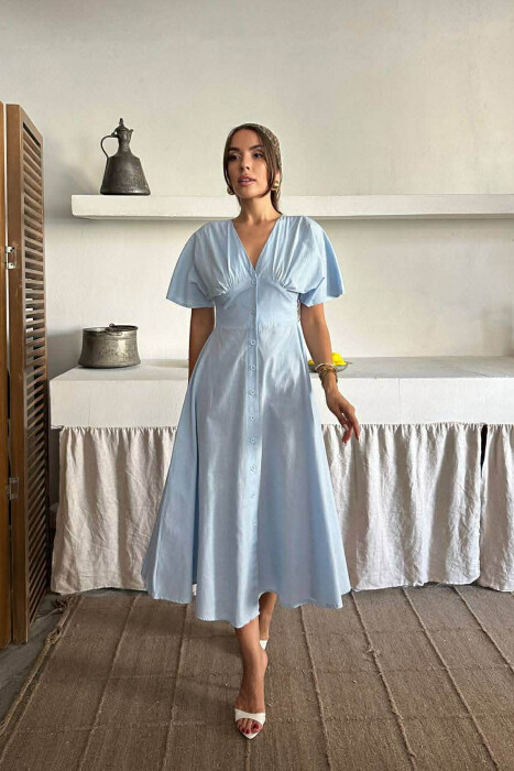 FUSTAN NJE NGJYRESH ME JAKE V DHE ME KOPSA PER FEMRA NE NGJYRE BABY BLU - KLAUDIO FASHION