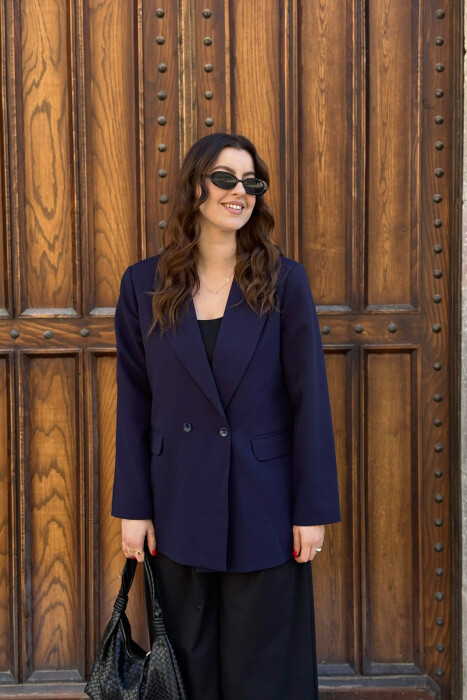 XHAKETE E THJESHTE NJE NGJYRESHE PER FEMRA NE NGJYRE BLU - KLAUDIO FASHION