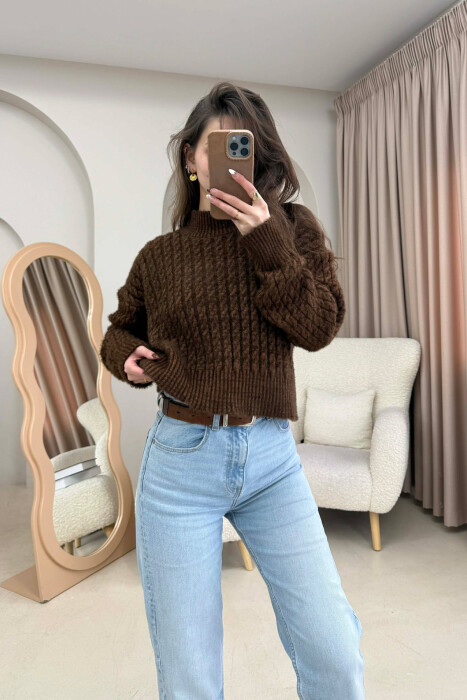 ONE COLOR CROPPED SEMI NECK WOMEN SWEATER DARK BROWN/KAE - 