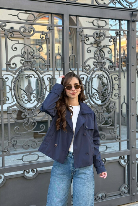 ONE COLOR CROPPED TRENCH WOMAN COAT BLUE/BLU - KLAUDIO FASHION