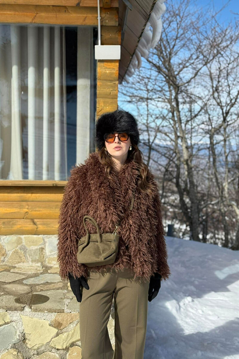 ONE COLOR CURLY FAUX FUR WOMAN COAT BROWN/KAFE - 4