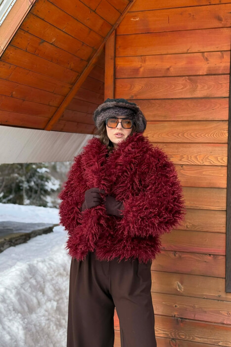 ONE COLOR CURLY FAUX FUR WOMAN COAT BURGUNDY/VISHNJE - 3