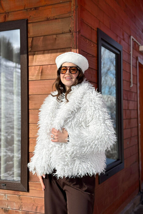 ONE COLOR CURLY FAUX FUR WOMAN COAT WHITE-E BARDHE - KLAUDIO FASHION