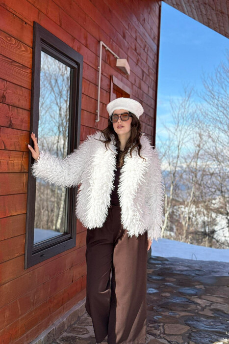 ONE COLOR CURLY FAUX FUR WOMAN COAT WHITE-E BARDHE - 2