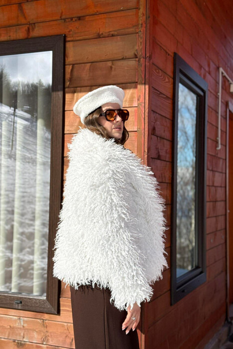 ONE COLOR CURLY FAUX FUR WOMAN COAT WHITE-E BARDHE - 5