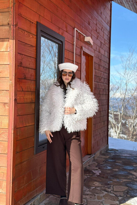 ONE COLOR CURLY FAUX FUR WOMAN COAT WHITE-E BARDHE - 6