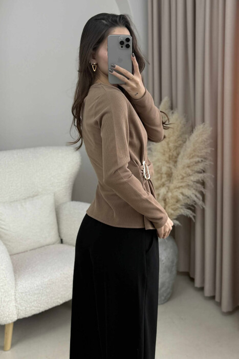 ONE COLOR DETAILED WOMEN SWEATSHIRT BROWN/KAFE - 2