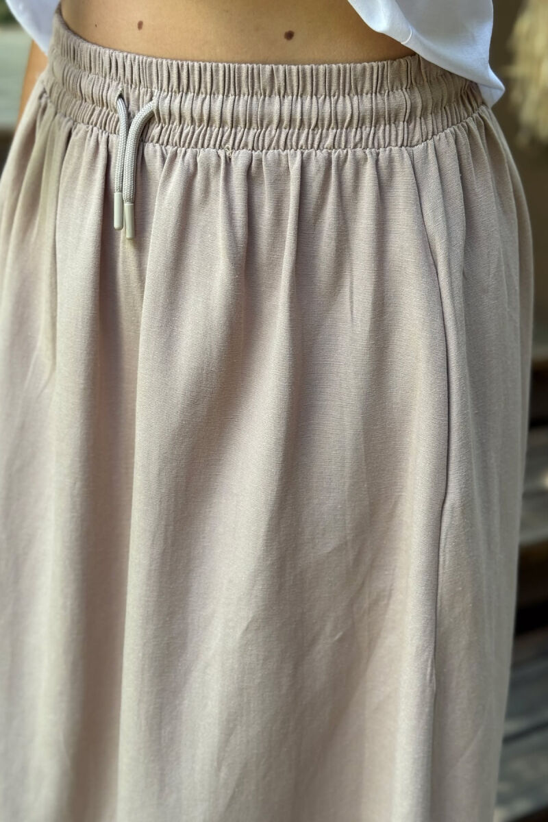 ONE COLOR ELASTIC WAIST LONG WOMEN SKIRT LIGHT BROWN/KAZB - 12