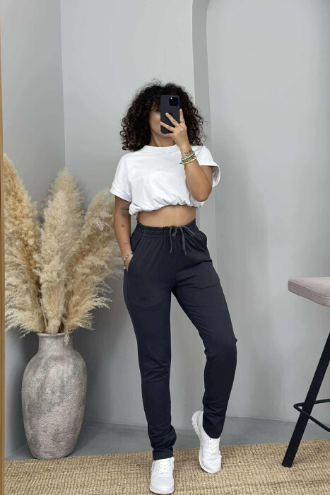 ONE COLOR ELASTIC WAIST SIMPLE WOMEN SWEATPANTS DARK GREY/GEE - KLAUDIO FASHION