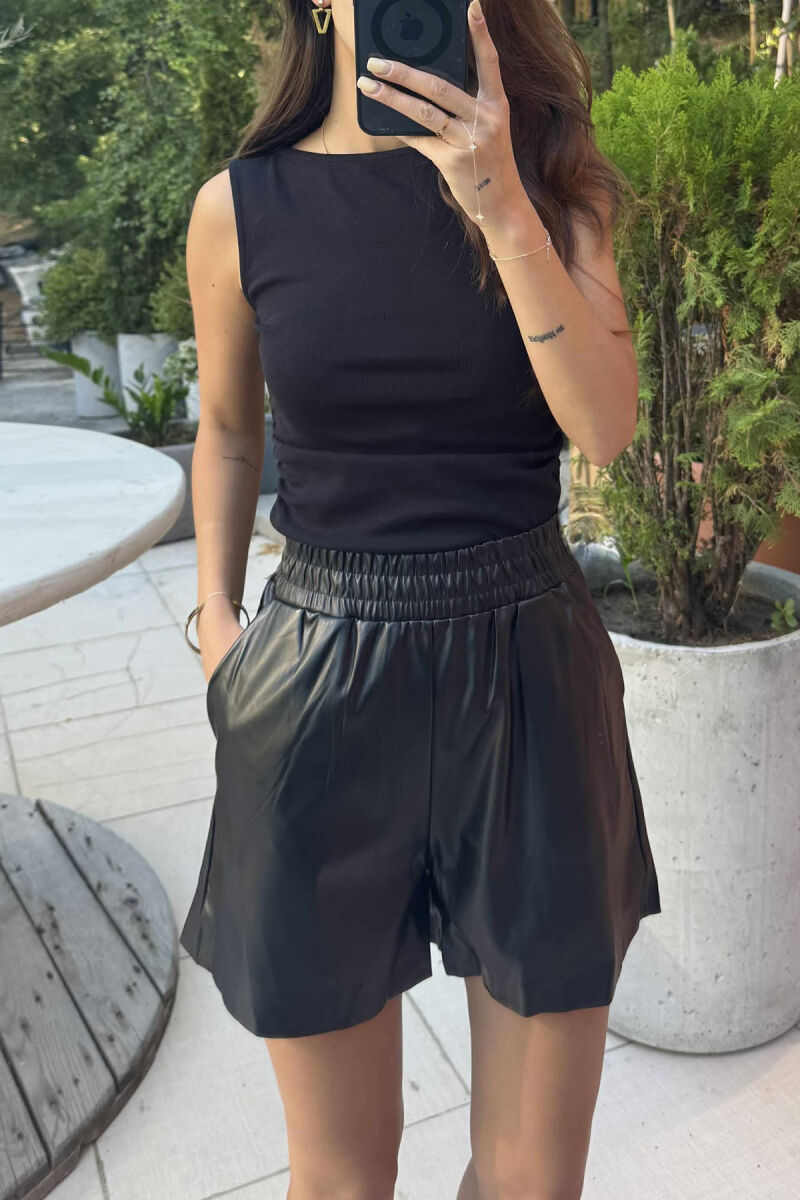 ONE COLOR ELASTIC WAIST WOMEN SHORT PANTS BLACK/ E ZEZE - 13