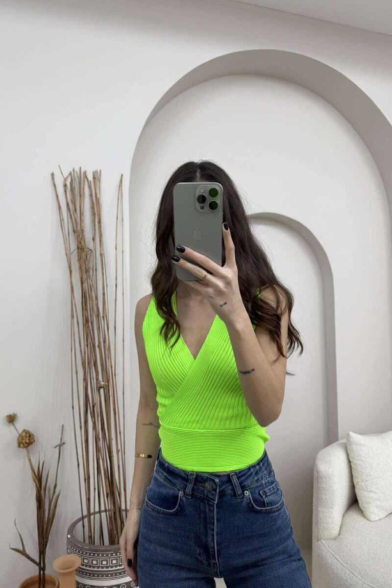 ONE COLOR ELASTIC WOMEN TANK TOP NEON/NEON - 1