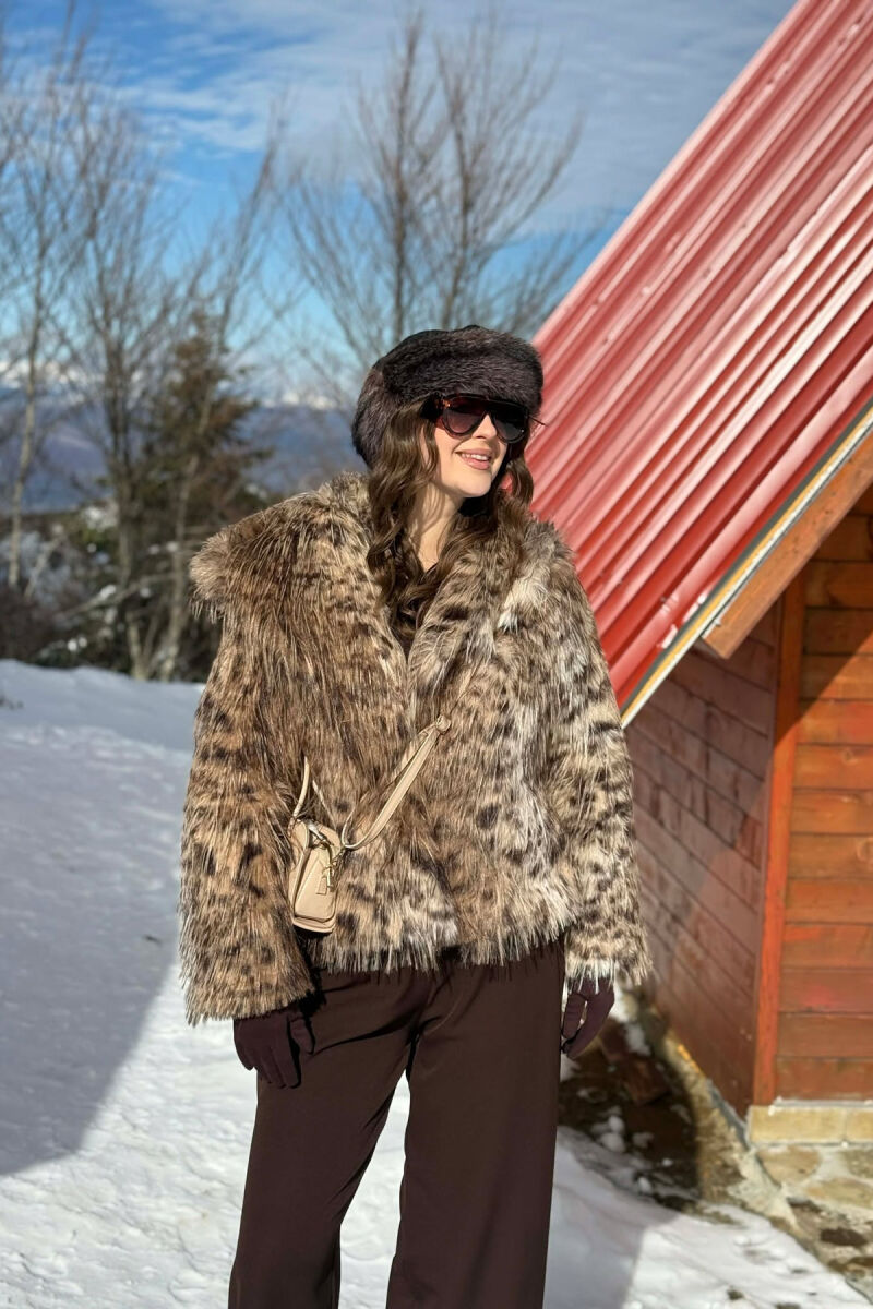 ONE COLOR FAUX FOUR WOMAN COAT BROWN/KAFE - 4