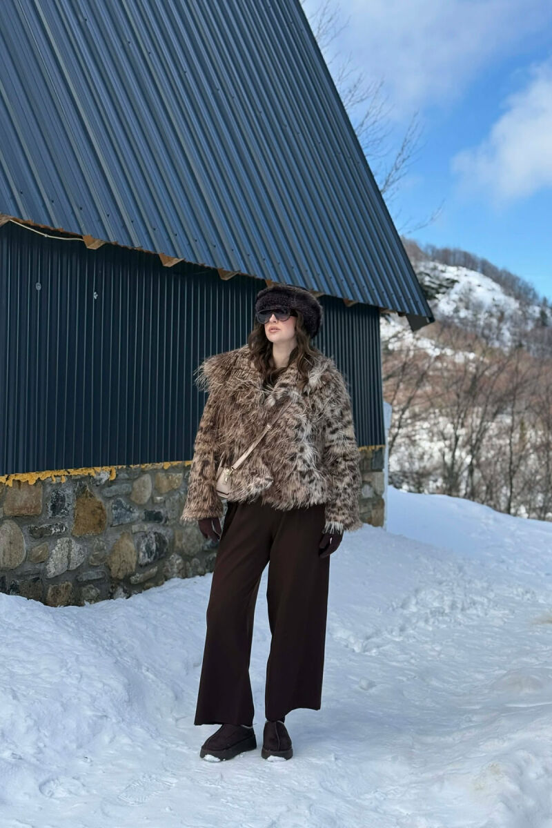 ONE COLOR FAUX FOUR WOMAN COAT BROWN/KAFE - 8