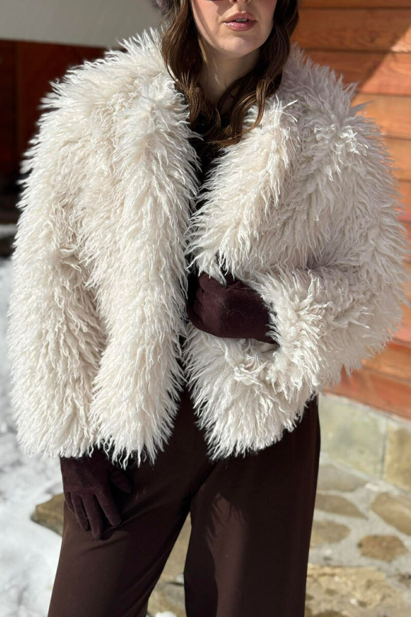 ONE COLOR FAUX FUR WOMAN COAT WHITE-E BARDHE - 2