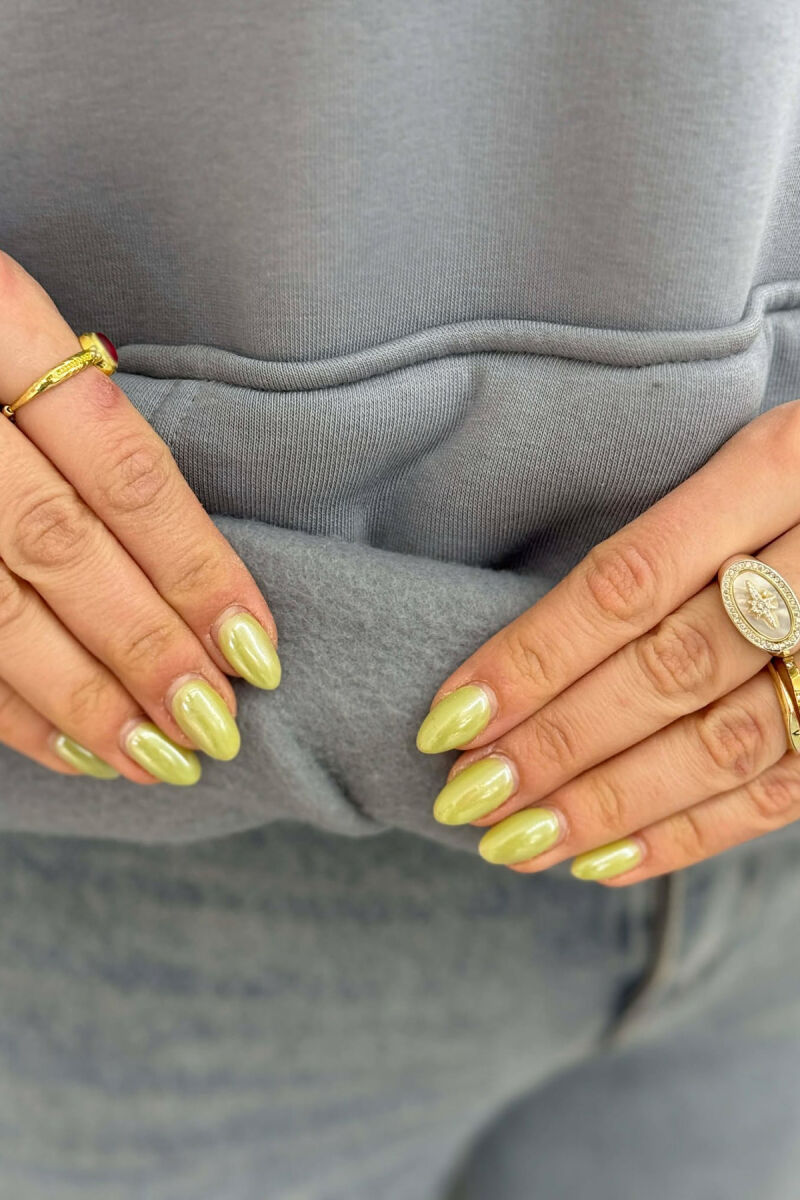 ONE COLOR FLUFFY BACK WRITTING WOMEN HOODIE GREY/GRI - 3