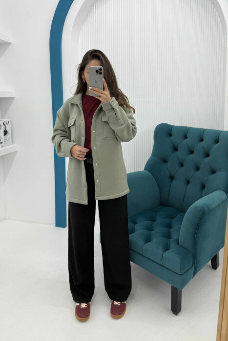 XHAKETË ME PUSH PËR FEMRA NË NGJYRËN MENTE - KLAUDIO FASHION