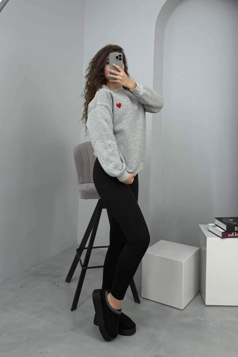 ONE COLOR FLUFFY HEART LOGO WOMEN SWEATSHIRT GREY/GRI - 2