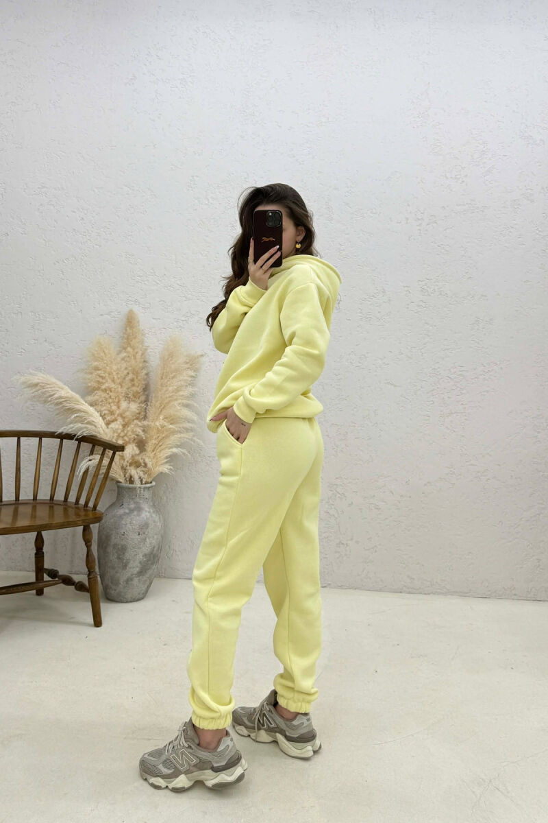 ONE COLOR FLUFFY HOODIE + JOGGERS WOMAN SET YELLOW/E VERDHE - 4